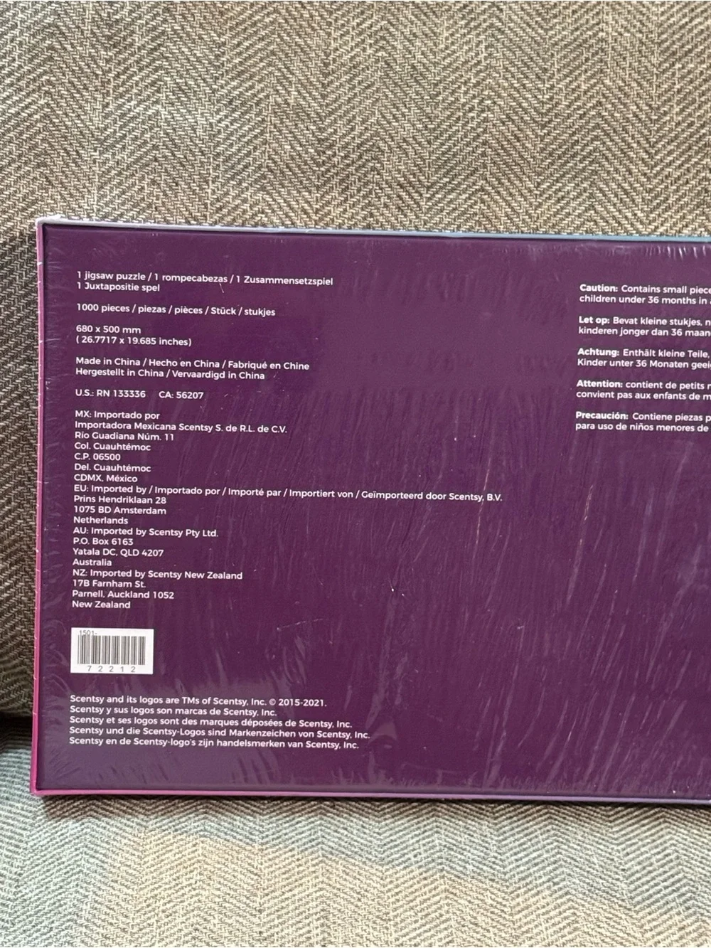 Scentsy nwt jigsaw